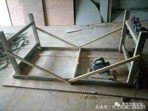 裝修木工的得力助手 不可或缺的木工鋸臺(tái)